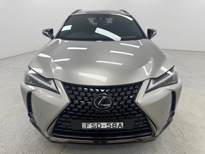 2021 Lexus UX 200 Luxury MZAA10R Titanium