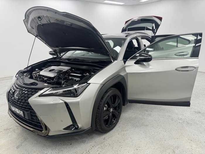 2021 Lexus UX 200 Luxury MZAA10R Titanium