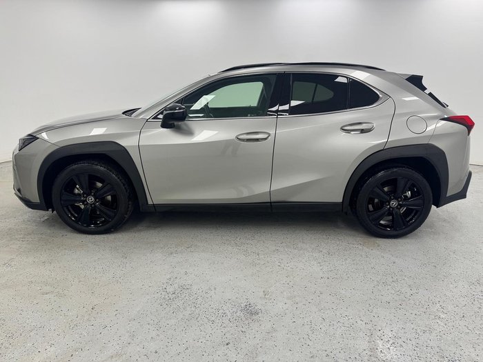 2021 Lexus UX 200 Luxury MZAA10R Titanium