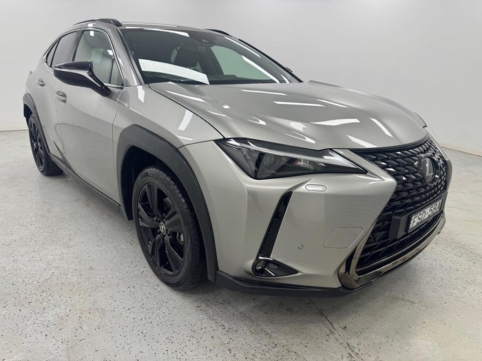 2021 Lexus UX 200 Luxury MZAA10R Titanium