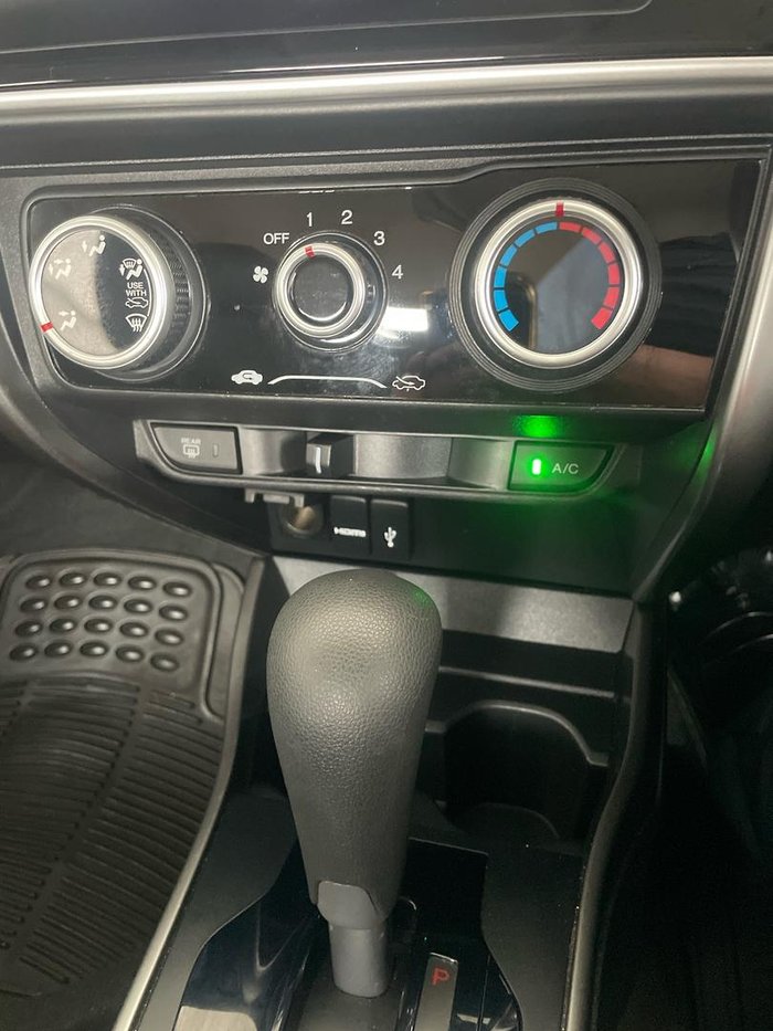 2015 Honda City VTi