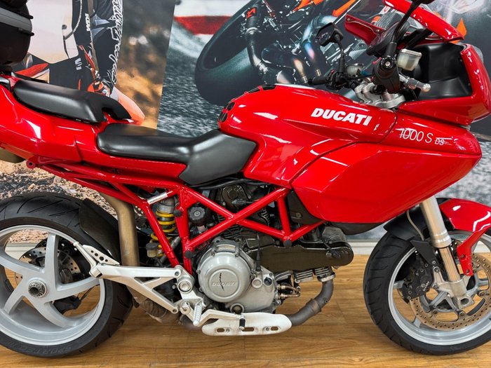 2003 DUCATI MULTISTRADA 1000 DS RED