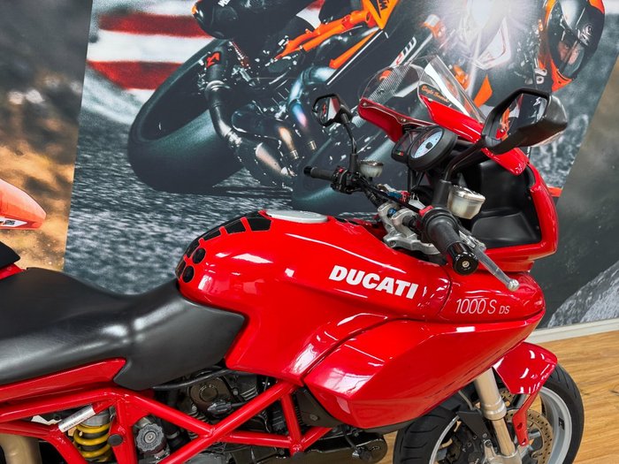 2003 DUCATI MULTISTRADA 1000 DS RED