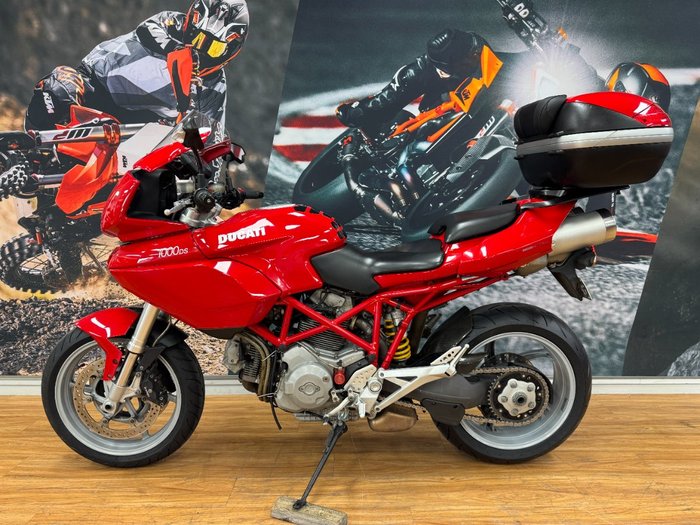2003 DUCATI MULTISTRADA 1000 DS RED