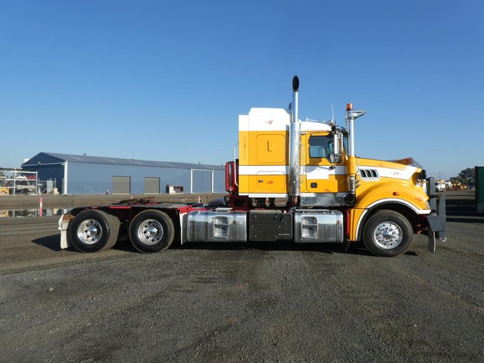 2019 MACK Clxt Titan yellow