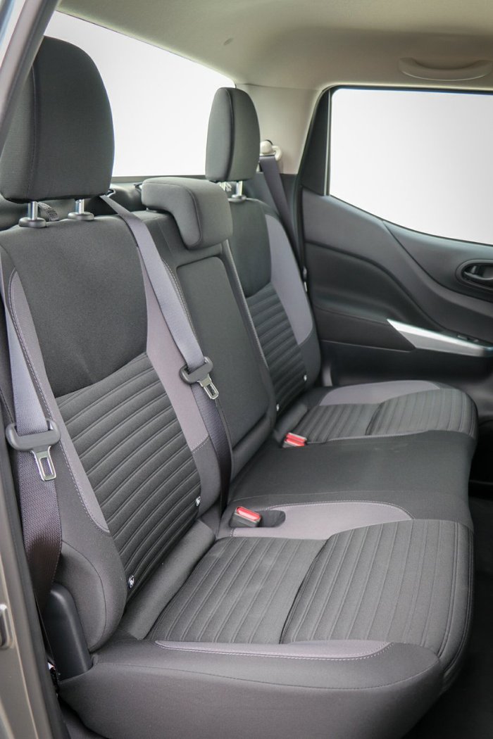 2025 Nissan Navara SL DUAL CAB