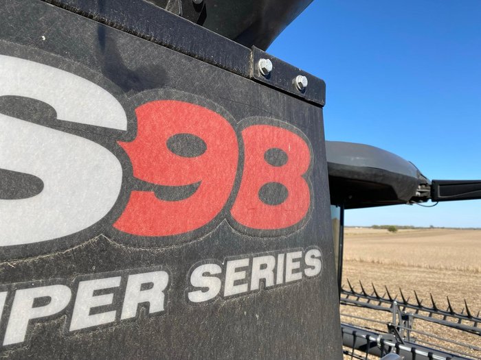 2021 Gleaner S98