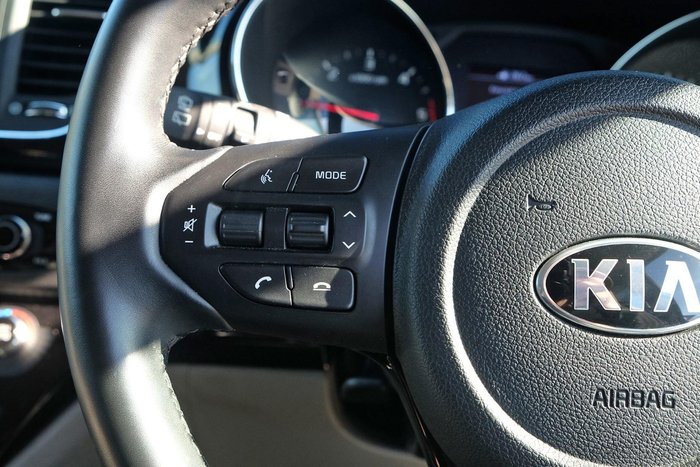 2019 Kia Carnival SLi YP MY20 Snow White Pearl