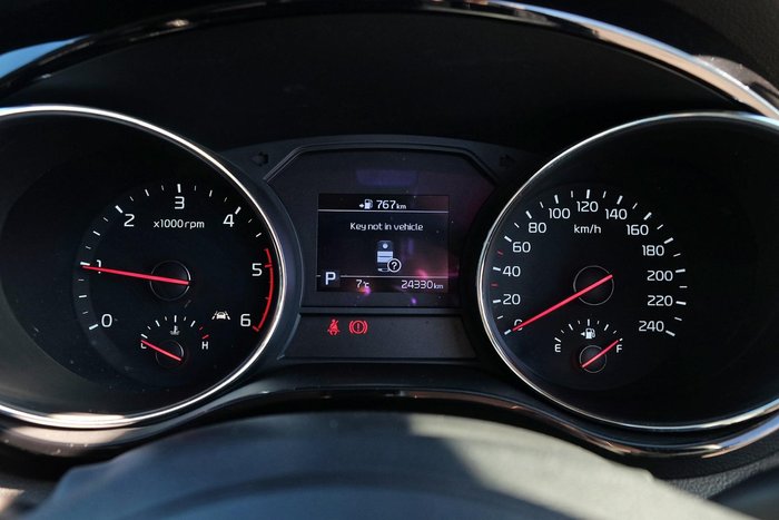 2019 Kia Carnival SLi YP MY20 Snow White Pearl