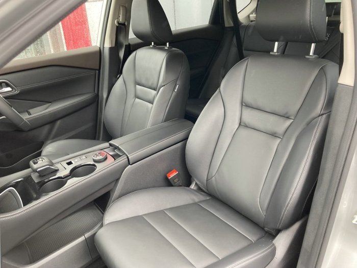 2025 Nissan X-TRAIL TI