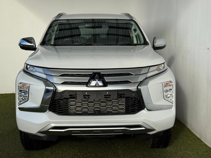2023 Mitsubishi Pajero Sport Exceed