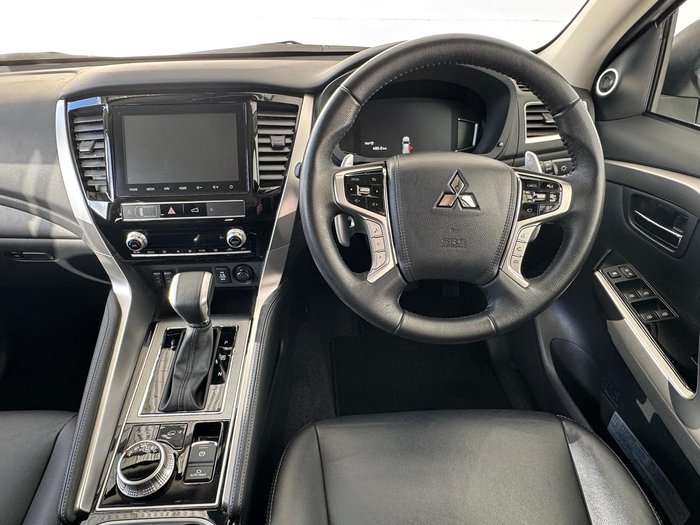 2023 Mitsubishi Pajero Sport Exceed