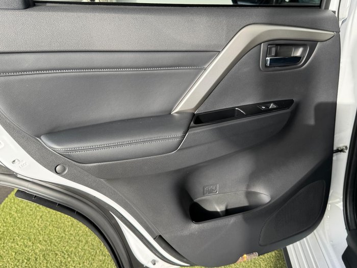 2023 Mitsubishi Pajero Sport Exceed