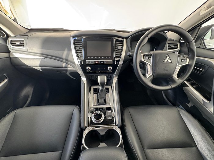 2023 Mitsubishi Pajero Sport Exceed