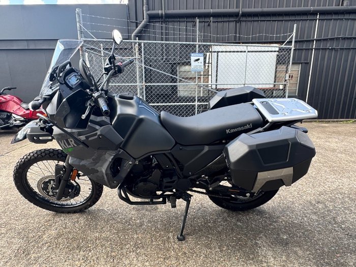 2023 Kawasaki KLR650 (KL650) GREEN