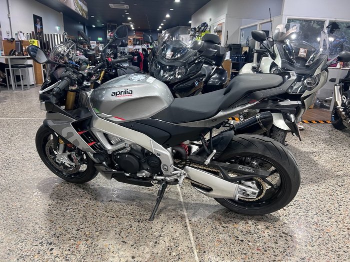2022 Aprilia TUONO V4 GREY