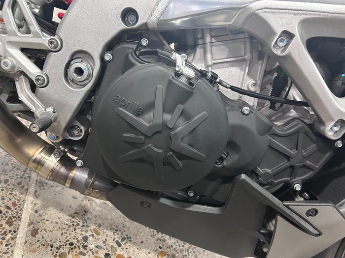 2022 Aprilia TUONO V4 GREY