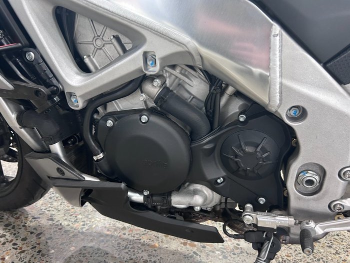 2022 Aprilia TUONO V4 GREY
