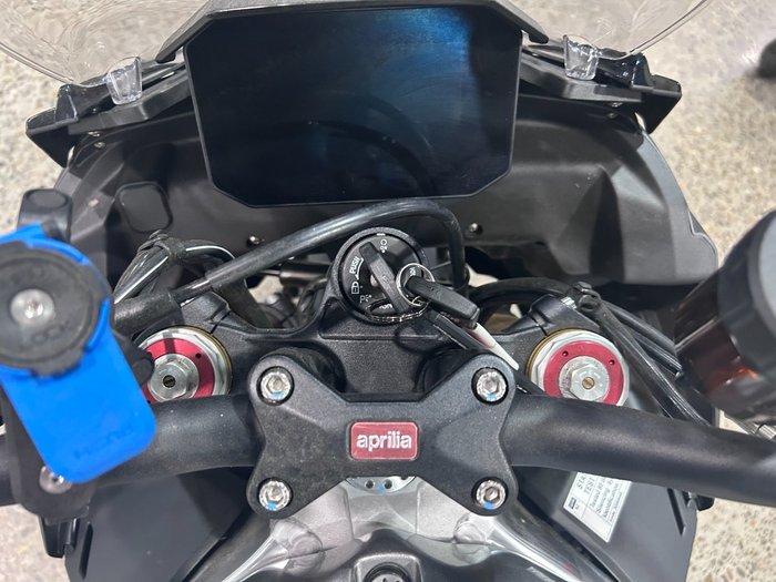2022 Aprilia TUONO V4 GREY