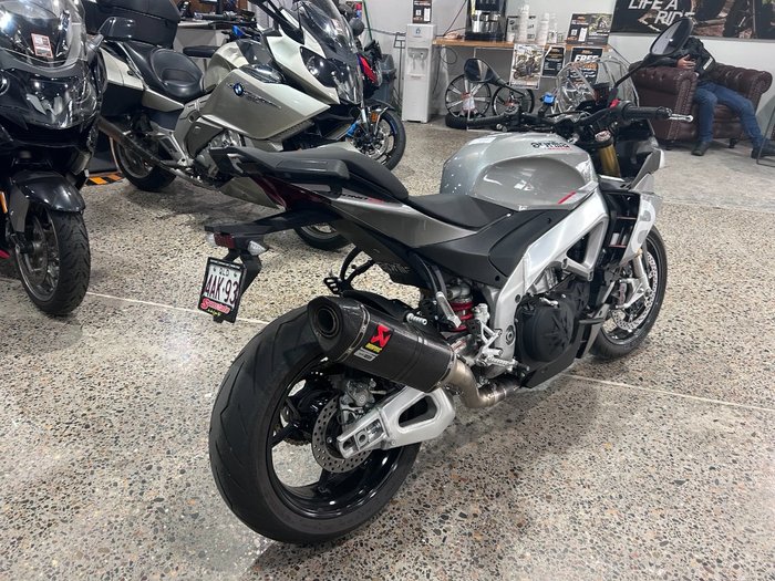 2022 Aprilia TUONO V4 GREY