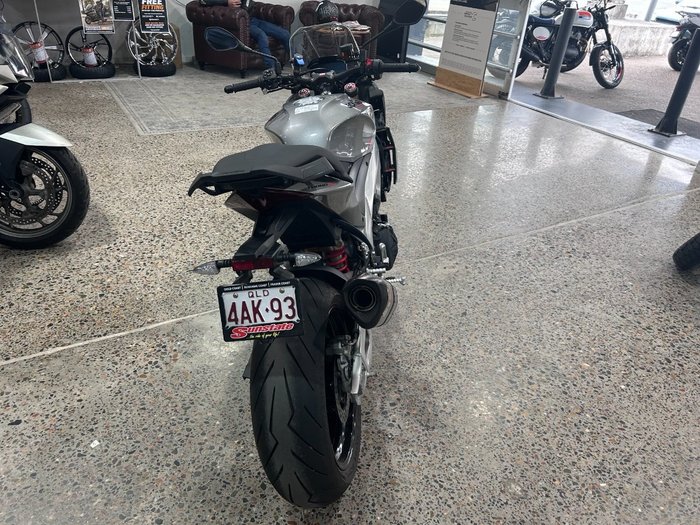 2022 Aprilia TUONO V4 GREY