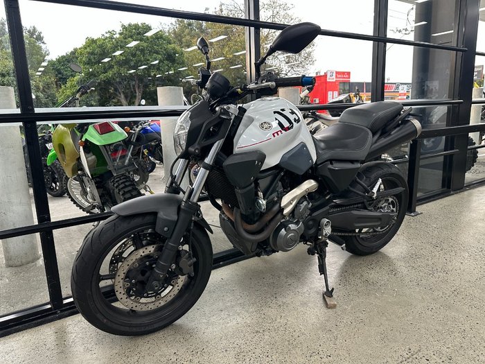 2013 Yamaha MT-03 WHITE