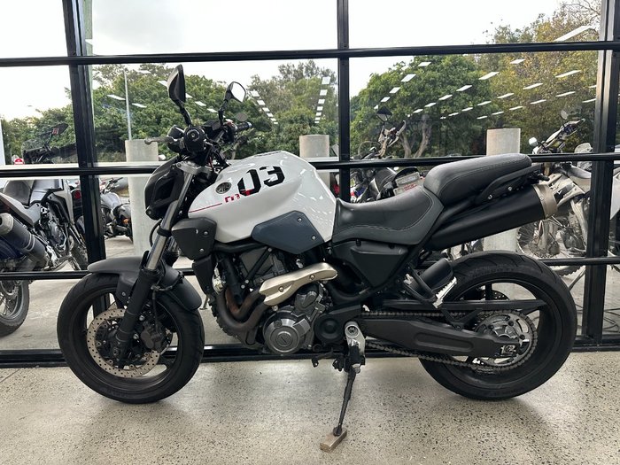 2013 Yamaha MT-03 WHITE