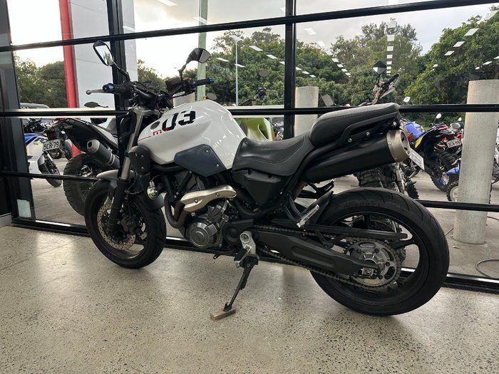 2013 Yamaha MT-03 WHITE