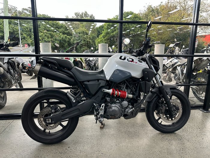 2013 Yamaha MT-03 WHITE