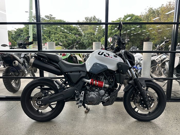 2013 Yamaha MT-03 WHITE