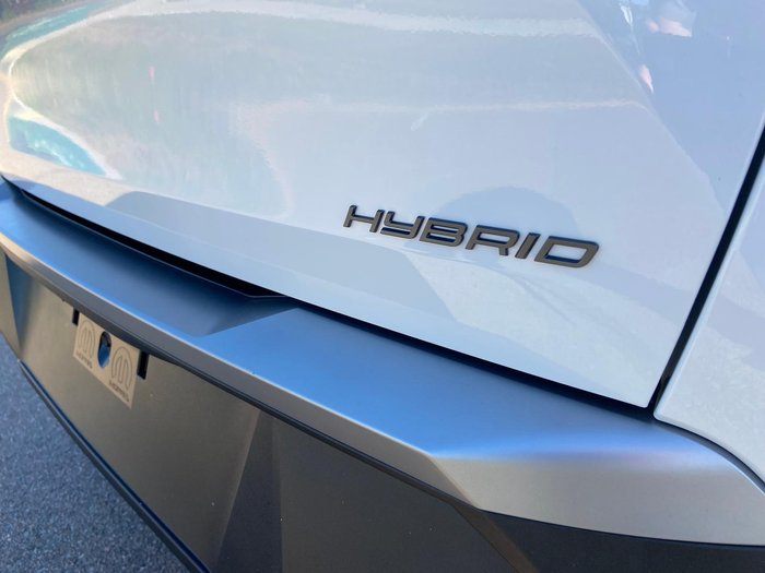 2025 Peugeot 3008 Allure Hybrid P64 MY25 Okenite White