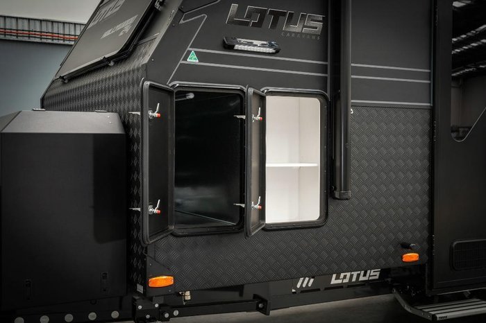 2025 Lotus Caravans Hollywood 24