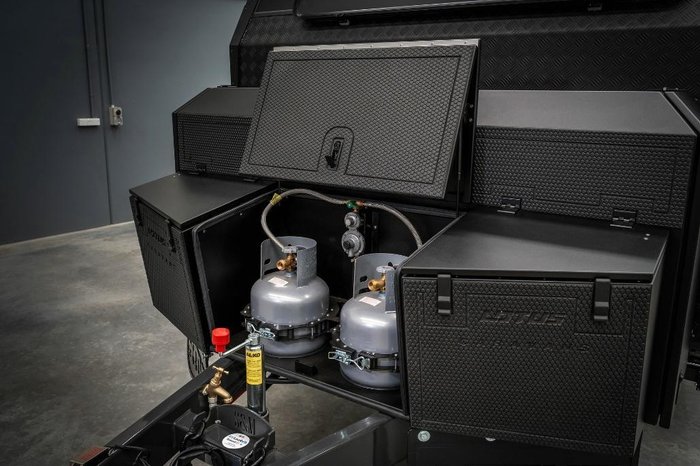 2025 Lotus Caravans Hollywood 24