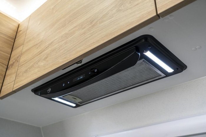 2025 Lotus Caravans Hollywood 24