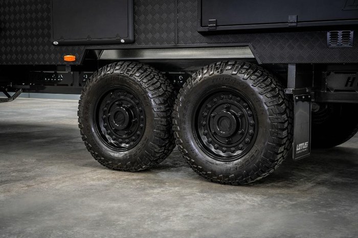 2025 Lotus Caravans Hollywood 24