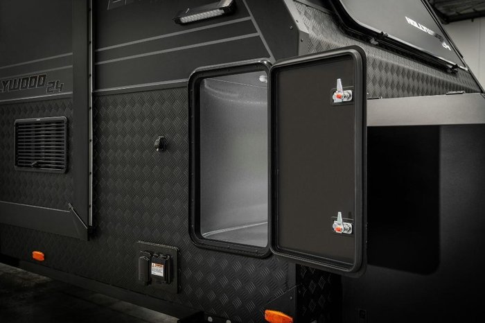 2025 Lotus Caravans Hollywood 24