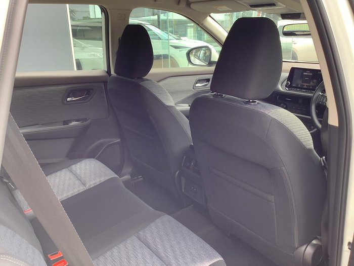 2025 Nissan X-Trail ST