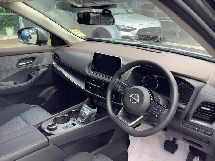2025 Nissan X-Trail ST