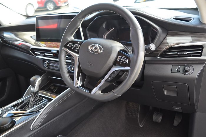 2022 LDV D90 Executive