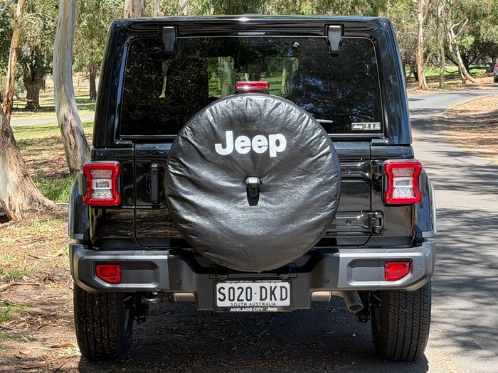 2024 Jeep Wrangler Unlimited Overland