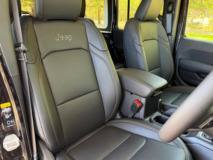 2024 Jeep Wrangler Unlimited Overland