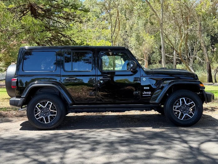 2024 Jeep Wrangler Unlimited Overland