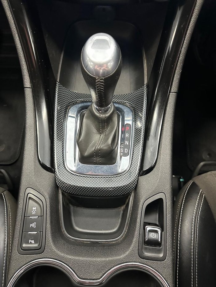 2015 Holden Ute SV6 VF MY15 Heron White