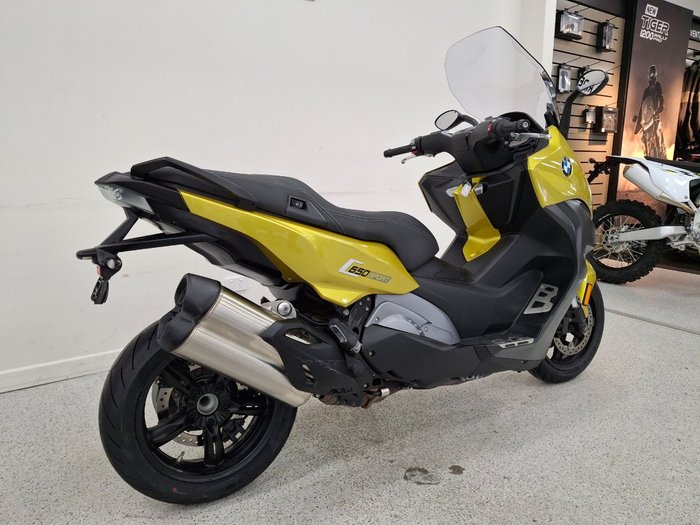 2018 BMW Motorrad C 650 SPORT Yellow