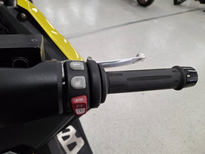 2018 BMW Motorrad C 650 SPORT Yellow