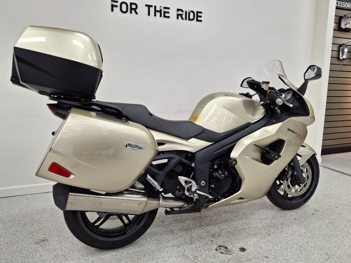 2014 Triumph SPRINT GT BROWN