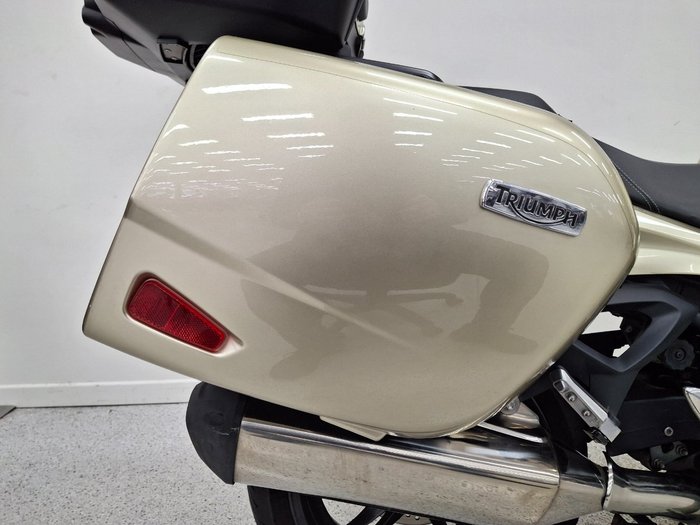 2014 Triumph SPRINT GT BROWN