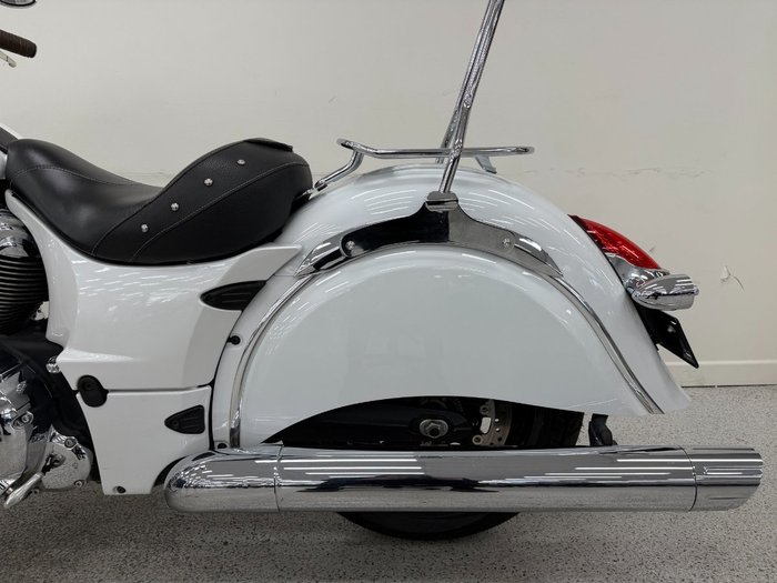 2017 INDIAN CHIEF CLASSIC White