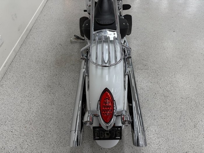 2017 INDIAN CHIEF CLASSIC White