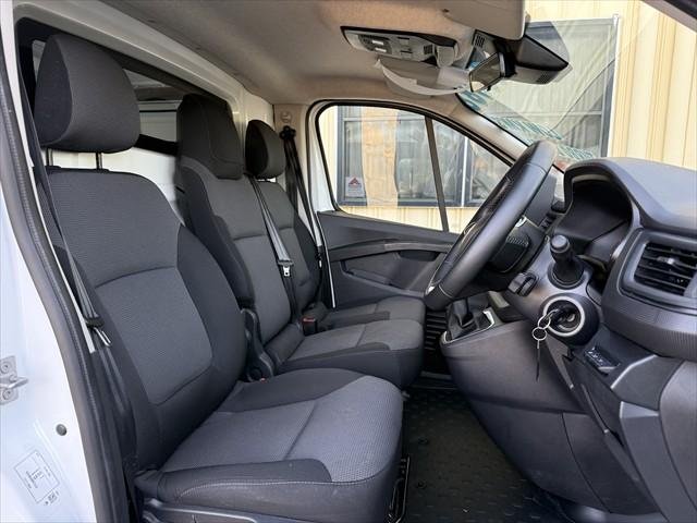 2023 Renault Trafic Crew Pro X82 MY23 Glacier White